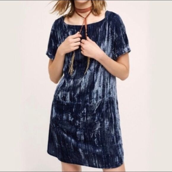 Anthropologie Dresses & Skirts - Floreat Anthropologie crushed velvet shift dress